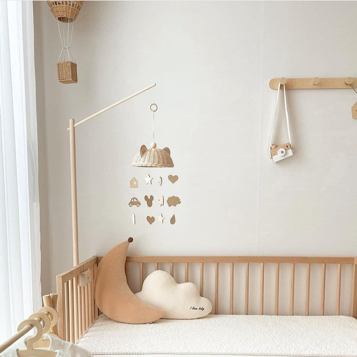 Bed Hanging Rotary Bell