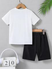 2pcs Boys Letter Embossed Comfortable T-shirt & Shorts Set